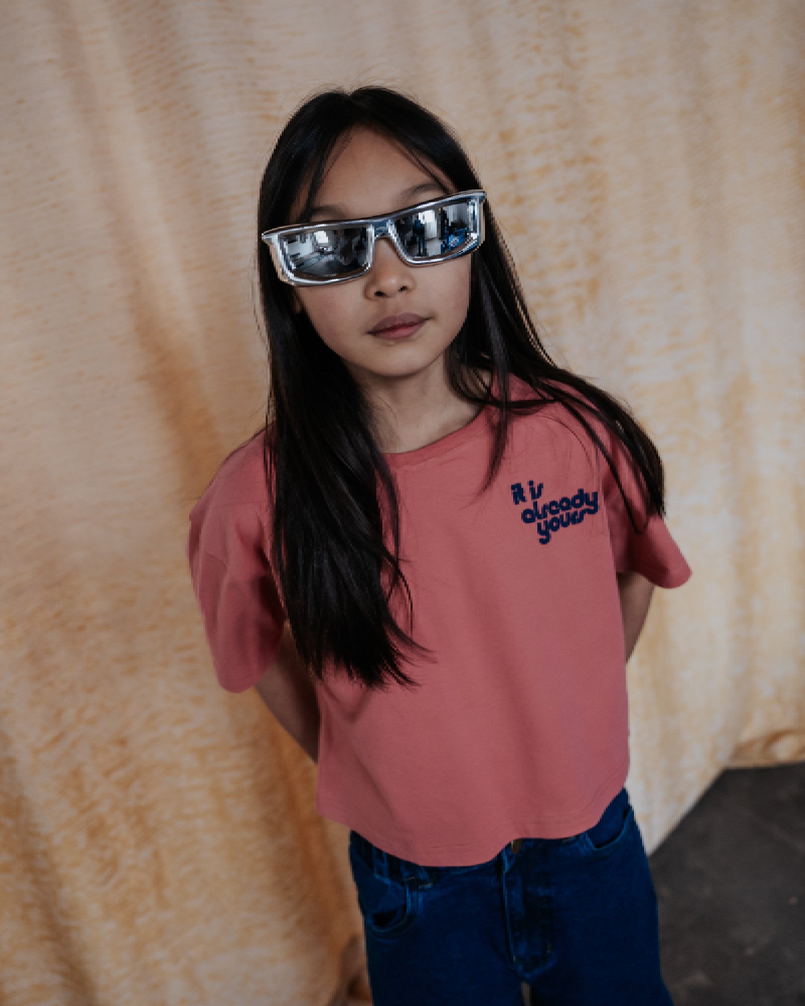 girl model wearing the  crop t-shirt it is already yours in rose